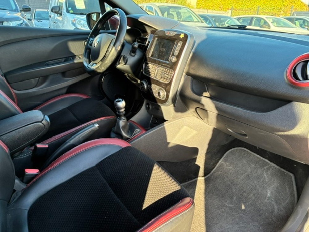 Clio IV 1.5 DCI 110CH ENERGY INTENS 2016 occasion 30360 V&eacute;z&eacute;nobres