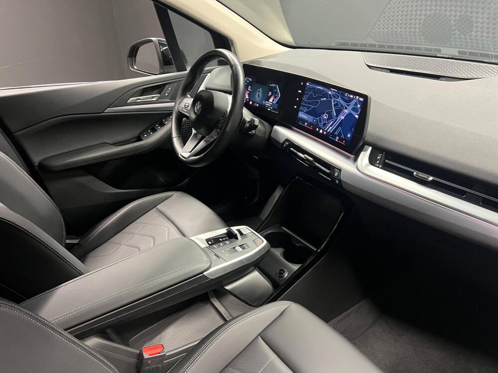 Serie 2 220i 170ch Business Design DKG7 2024 occasion 31100 TOULOUSE