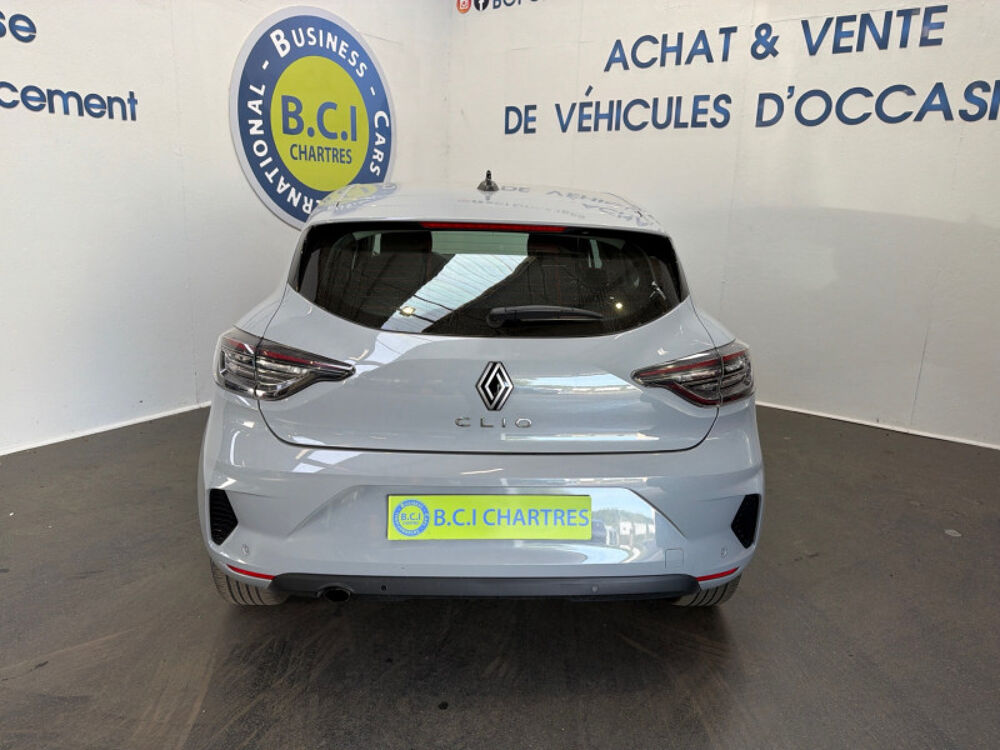 Clio V 1.5 BLUE DCI 100CH EVOLUTION 2024 occasion 28630 Nogent-le-Phaye
