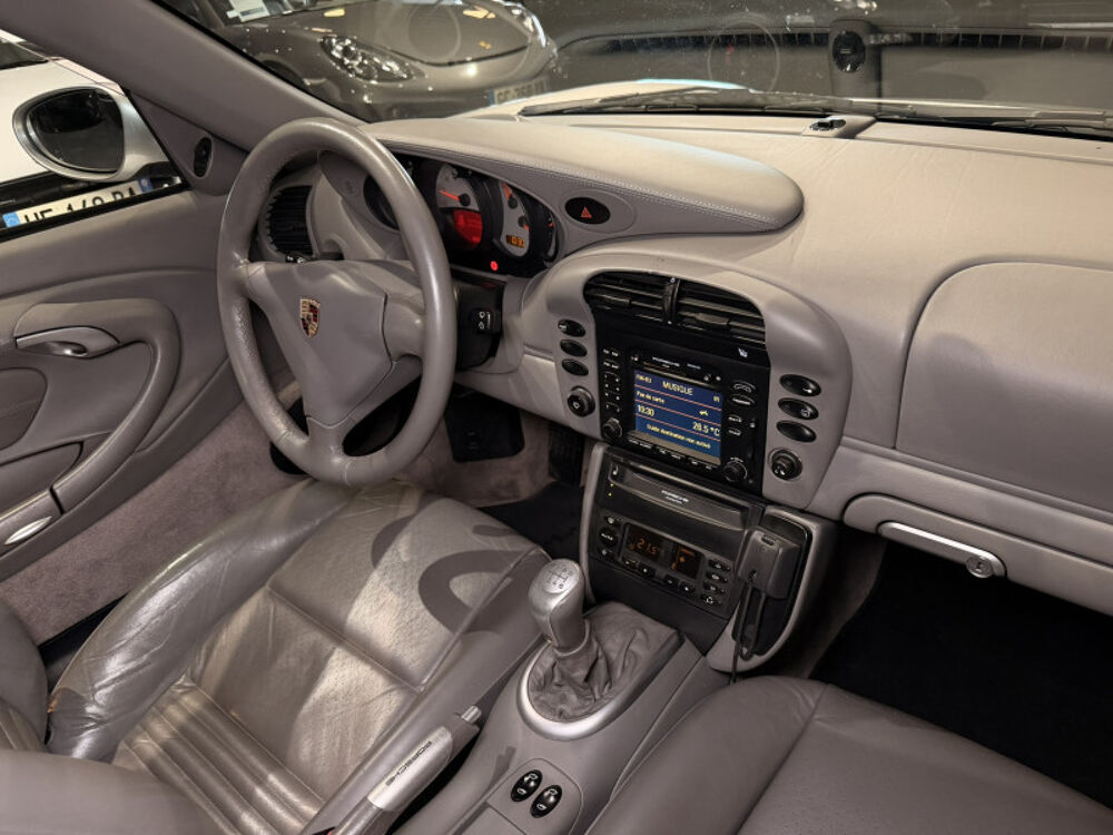 911 (996) 320CH CARRERA 4S BV6 2002 occasion 63170 Aubi&egrave;re