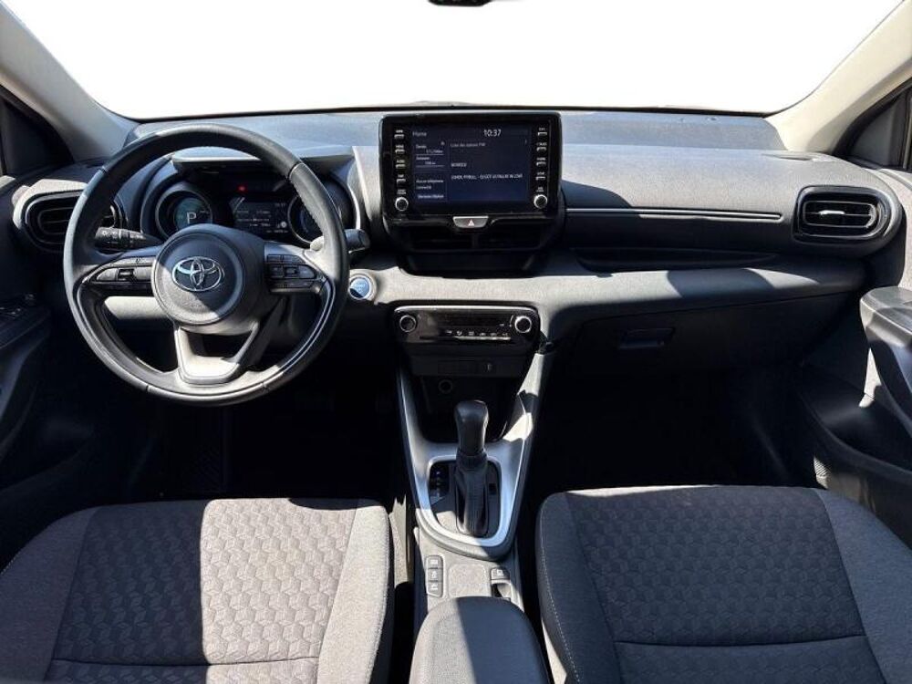 Yaris 116h Design 5p MY22 2023 occasion 13730 Saint-Victoret