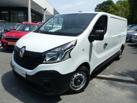 Renault Trafic L2H1 1200 1.6 DCI 95CH CONFORT EURO6 2017 occasion Mont&eacute;vrain 77144