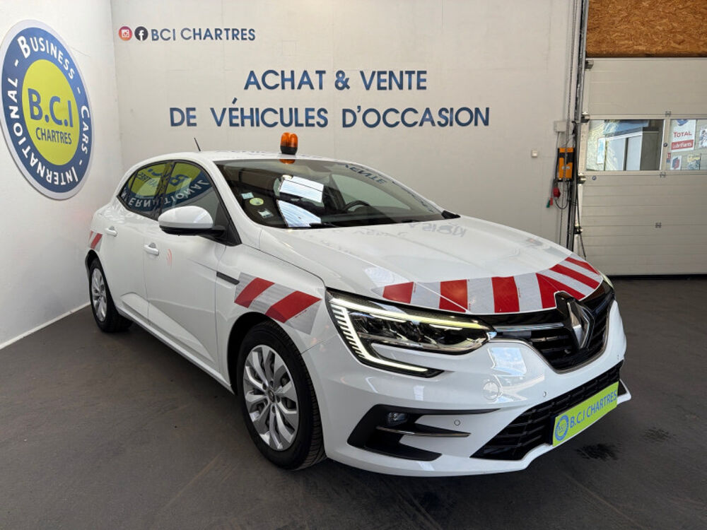 Megane IV 1.5 BLUE DCI 95CH AIR NAV 2020 occasion 28630 Nogent-le-Phaye
