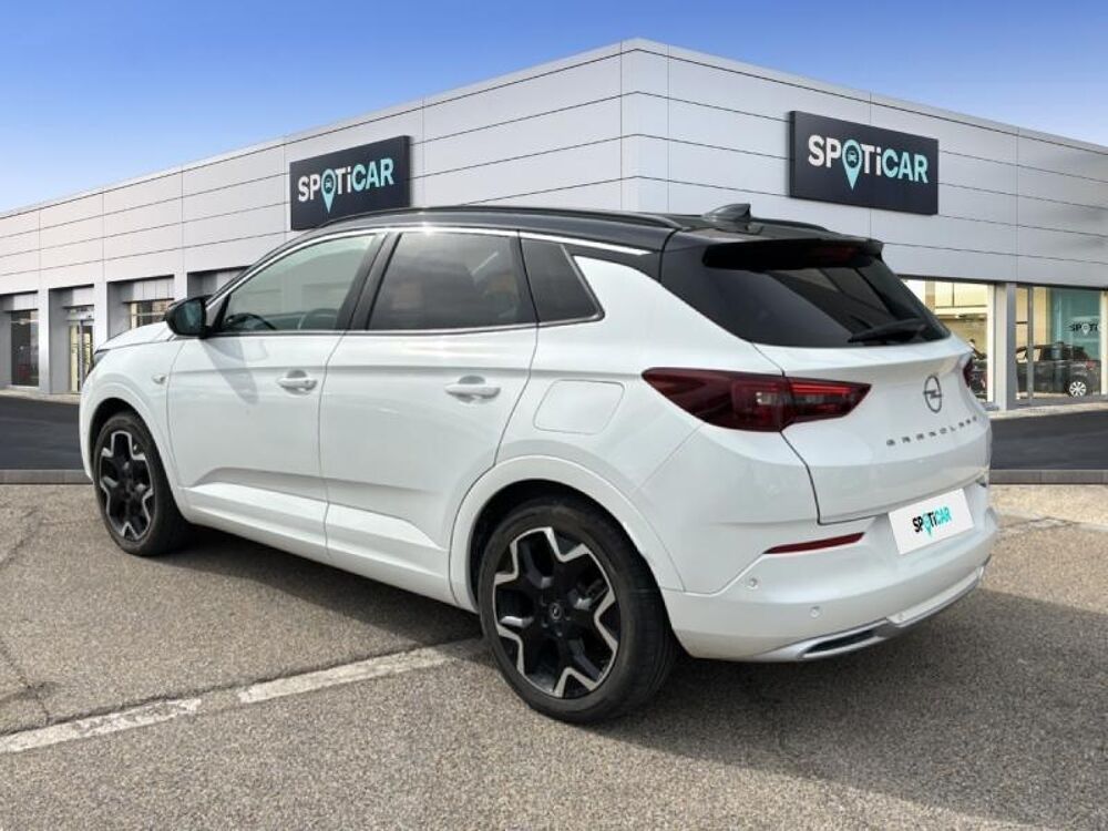 Grandland 1.6 Turbo 300ch Hybride Ultimate 4x4 2022 occasion 13200 Arles