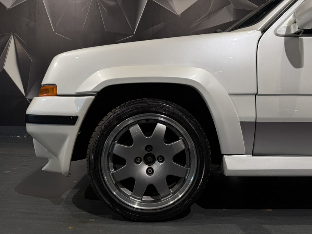 R5 1.4 TURBO M5 GT TURBO 1987 occasion 63170 Aubi&egrave;re