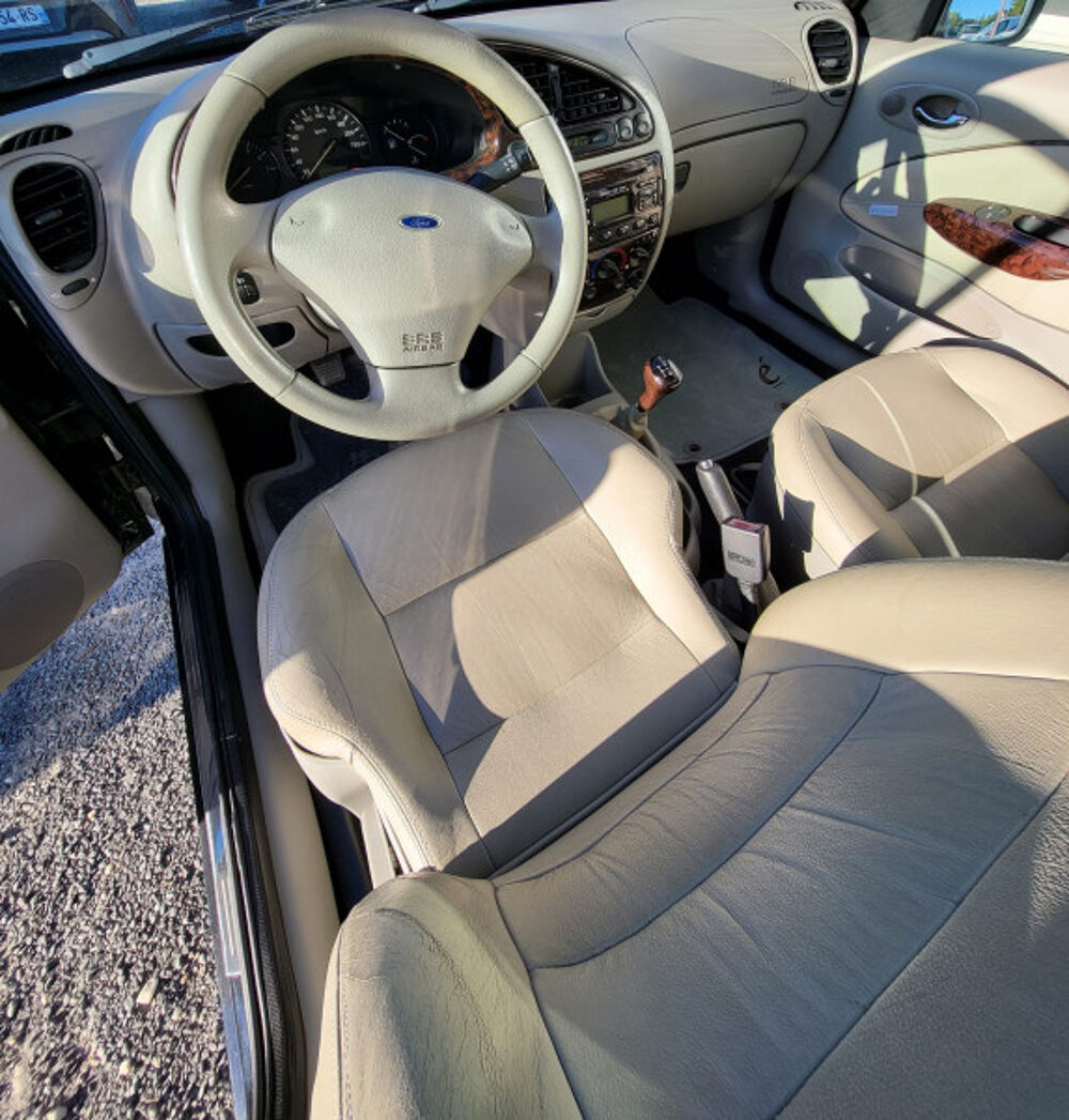 Fiesta 1.25 75CH ELANCE 5P 2000 occasion 33700 M&eacute;rignac