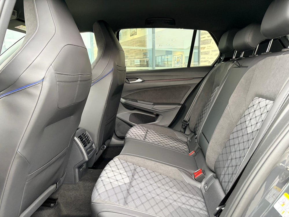 Golf 2.0 TDI 150CH R-LINE DSG7 2026 occasion 49070 Saint-L&eacute;ger-de-Lini&egrave;res