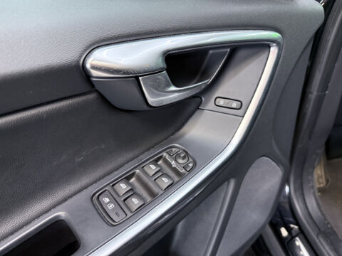 XC60 D3 136CH START&STOP MOMENTUM GEARTRONIC 2014 occasion 57185 CLOUANGE