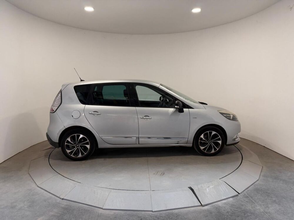 Sc&eacute;nic 1.6 dCi 130ch energy Bose eco&sup2; 2014 occasion 78520 LIMAY