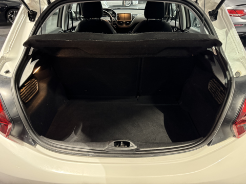 208 ESSENCE 82CH ACTIVE 5P PLB AUTO 2015 occasion 12000 RODEZ