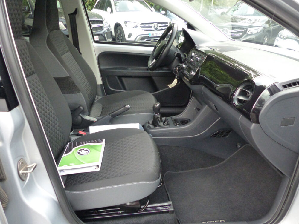 Citigo 1.0 MPI 60CH AMBITION 5P 2016 occasion 77144 Mont&eacute;vrain