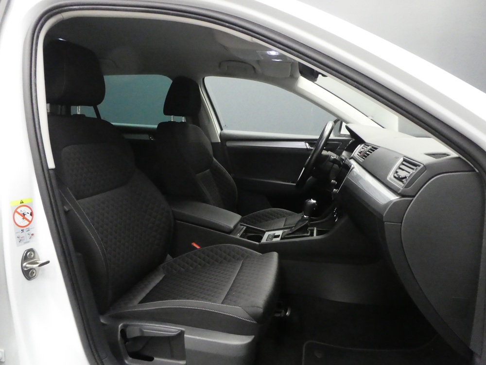 Superb 1.4 TSI PHEV 218CH BUSINESS DSG6 2022 occasion 77100 Nanteuil-l&egrave;s-Meaux