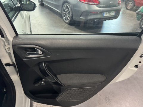 208 1.5 BLUEHDI 100CH 2019 occasion 12000 RODEZ