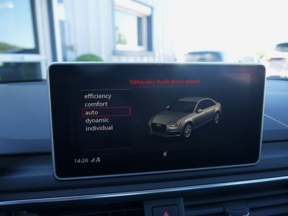 A4 2.0 TDI 150CH ULTRA S LINE S TRONIC 7 2017 occasion 38260 La C&ocirc;te-Saint-Andr&eacute;