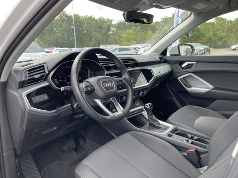 Q3 35 TFSI 150CH DESIGN S TRONIC 7 2022 occasion 33700 M&eacute;rignac