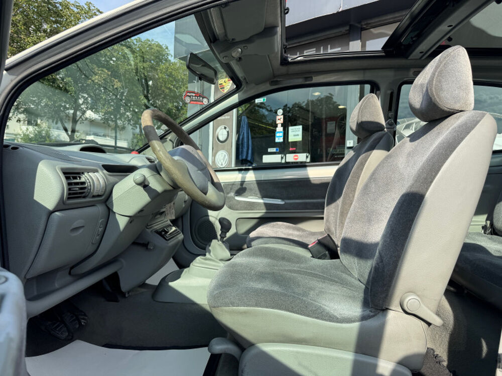 Twingo 1.2 16V 75CH EXPRESSION TOIT OUVRANT PANORAMIQUE 2001 occasion 93220 Gagny