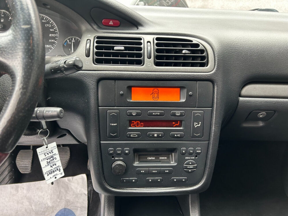 406 Coupe 3.0 V6 210 PACK BVM5 (CLIM) 2000 occasion 31140 Aucamville