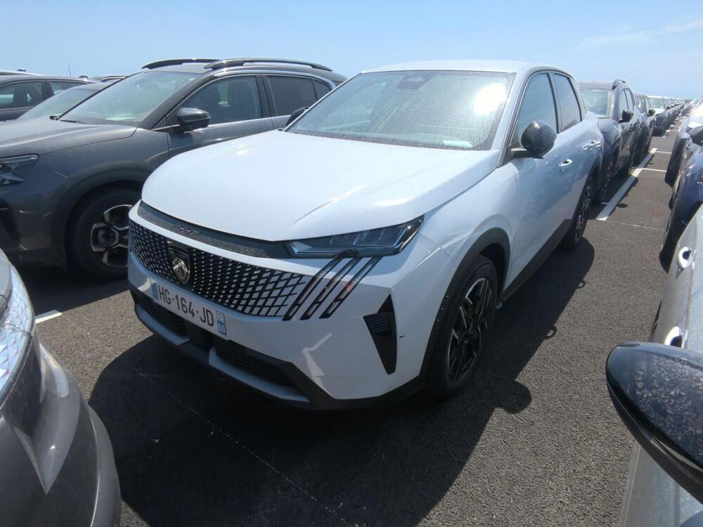 3008 1.2 Hybrid 145ch Allure e-DCS6 / Pack panoramic navigation 2025 occasion 28500 Vernouillet
