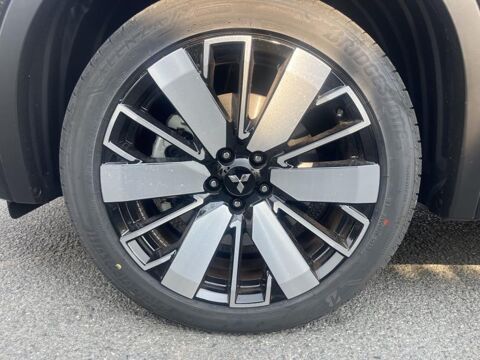 Outlander 2.4 PHEV 306ch Instyle 4WD 2025 occasion 78750 Mareil-Marly