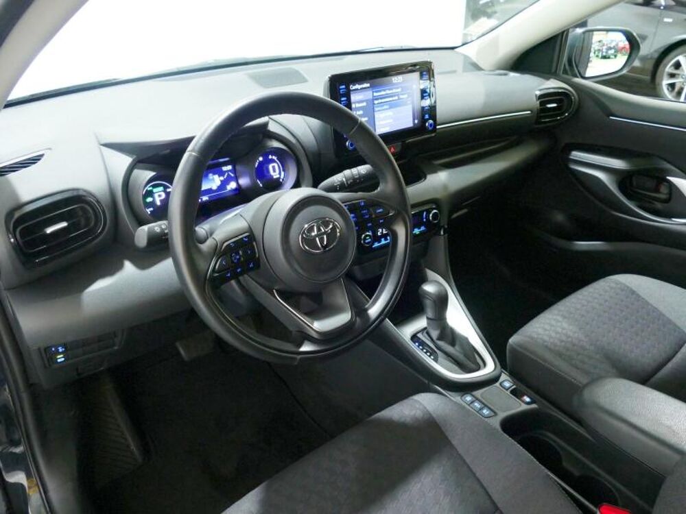 Yaris 116h Design 5p 2023 occasion 77400 Lagny-sur-Marne