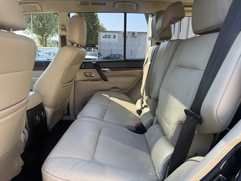 Pajero 3.2 DI-D200 FAP INSTYLE BA LONG/ 4 PNEUS ET REVISION NEUF / 2011 occasion 38340 Voreppe