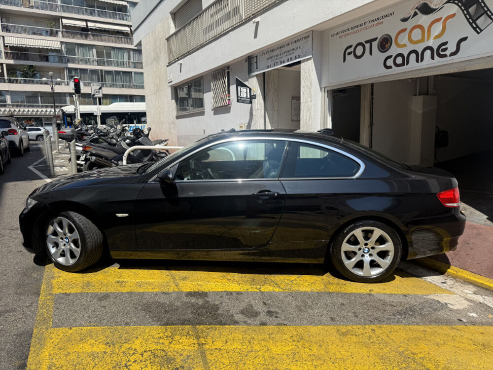 S&eacute;rie 3 (E92) 325IA 218CH LUXE 2009 occasion 06400 Cannes