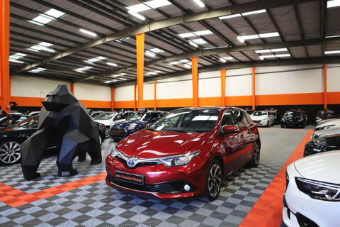 Toyota Auris HSD 136H DESIGN 2017 occasion Beauchamp 95250