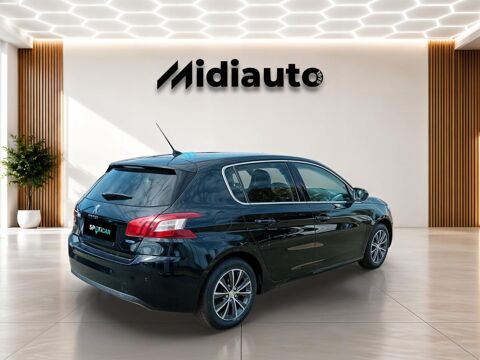 308 1.2 Puretech 110ch Allure S&S 5p 2017 occasion 28500 Vernouillet