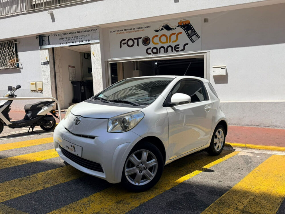 IQ 68 VVT-I 2009 occasion 06400 Cannes