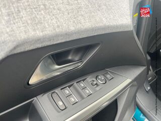 3008 1.2 Hybrid 145ch GT e-DCS6 2026 occasion 08200 Sedan