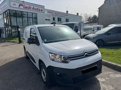 Citroën Berlingo 110CH S&S PACK PREMIUM CONNECT PX 12000¤ HT 2023 occasion Saint-Étienne 42000