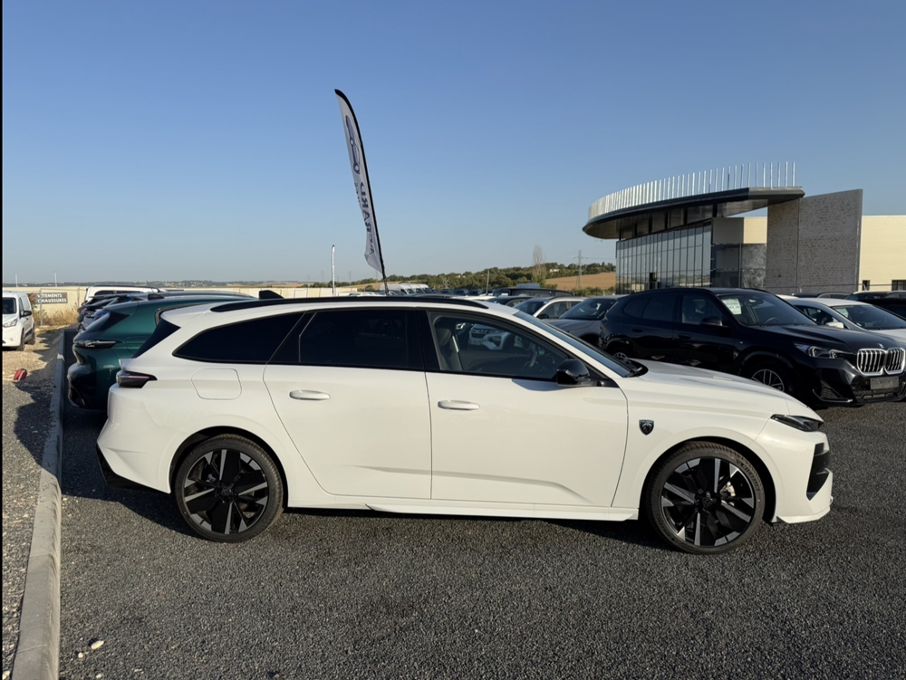 308 SW 1.5 BLUEHDI 130CH S&S GT EAT8 2026 occasion 31670 Lab&egrave;ge