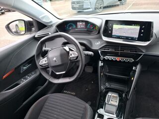 208 e- 136 Active Business / ADML / CAMERA / CHARGEUR EMBARQU 2022 occasion 56850 Caudan