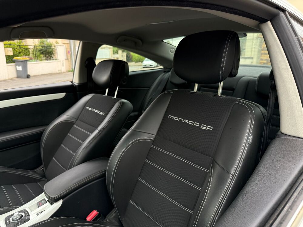 Laguna III Coup&eacute; 1.5 DCI 110CH MONACO GP EDC ECO&sup2; 2013 occasion 95480 PIERRELAYE