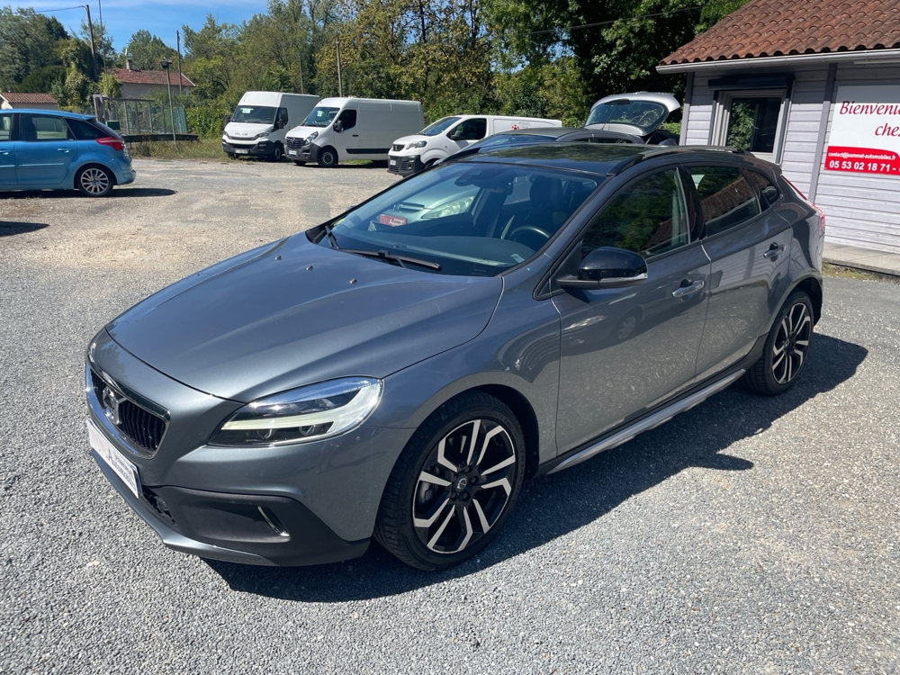 V40 D2 ADBLUE 120CH OVERSTA EDITION GEARTRONIC 2018 occasion 24660 COULOUNIEIX CHAMIERS
