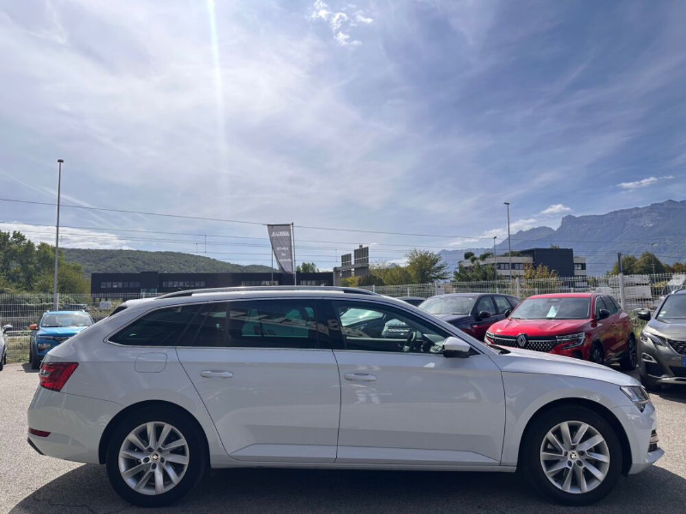 Superb 1.4 TSI PHEV 218CH STYLE DSG6 2023 occasion 38130 ECHIROLLES