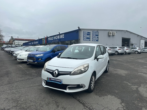 Renault Grand Sc&eacute;nic III 1.2 TCE 130CH ENERGY LIFE 7 PLACES 2014 occasion Puymoyen 16400