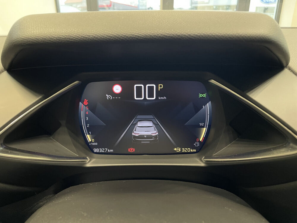DS3 BLUEHDI 130CH RIVOLI AUTOMATIQUE 2022 occasion 57350 Stiring-Wendel