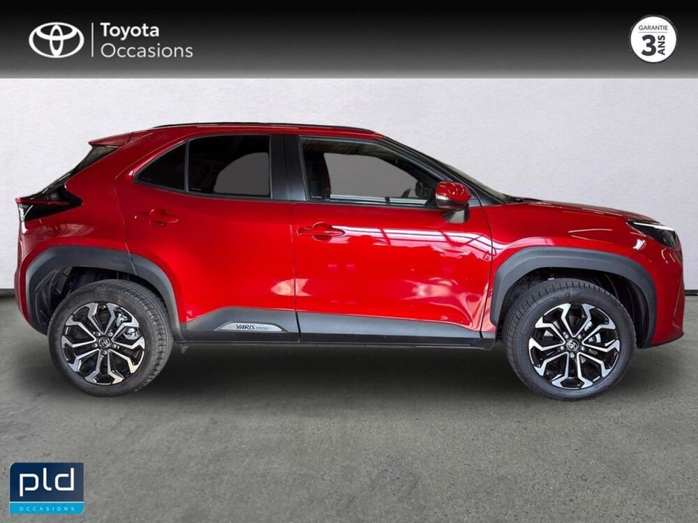Yaris Cross 116h Design MY22 2023 occasion 13300 Salon-de-Provence