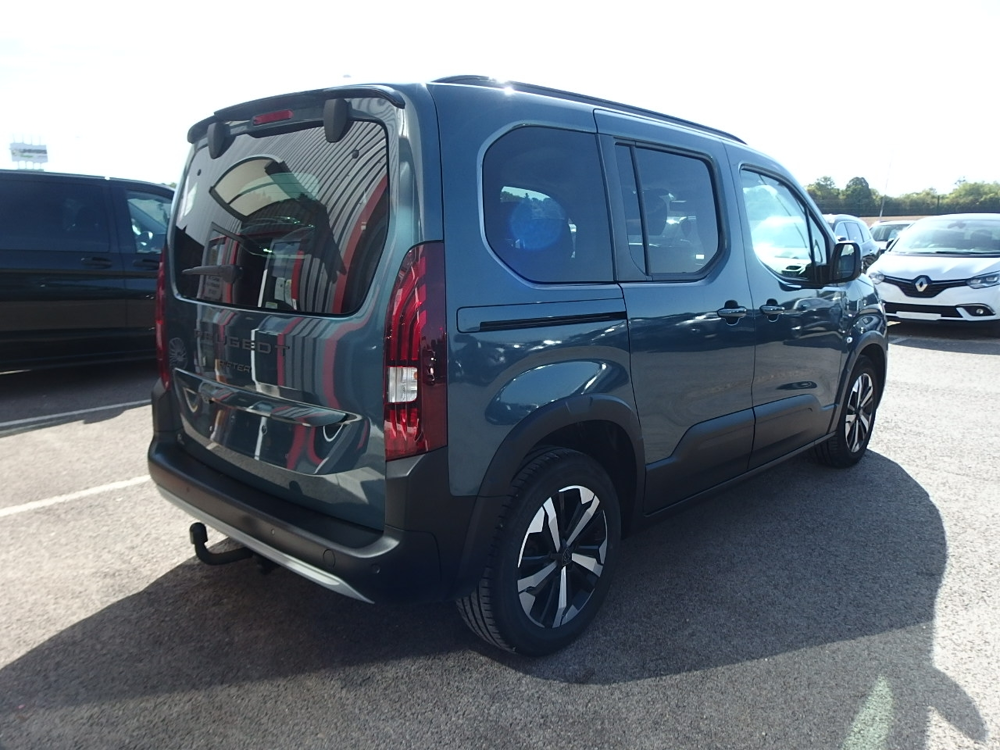 Rifter TAILLE M - 1.5 BLUEHDI 130CH S&S GT EAT8 5 PLACES 2024 occasion 10600 Savi&egrave;res