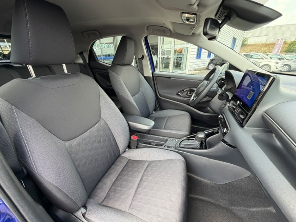 Yaris 116H DESIGN 92CH HYBRIDE 5P 2024 occasion 16400 Puymoyen