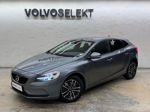 Volvo V40 D2 120ch Momentum Business Geartronic 2018 occasion Athis-Mons 91200
