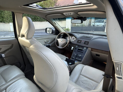 XC90 D5 185CH FAP XENIUM GEARTRONIC 7 PLACES 2009 occasion 95480 PIERRELAYE