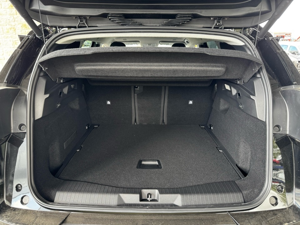 C5 aircross 1.2 HYBRIDE 145CH PLUS BOITE AUTOMATIQUE 2026 occasion 82370 Campsas