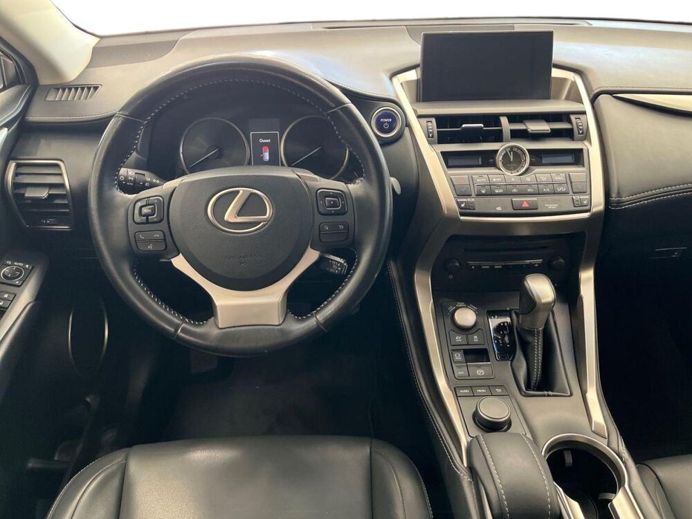 NX 300h 2WD Pack Business 2016 occasion 13290 Les Milles