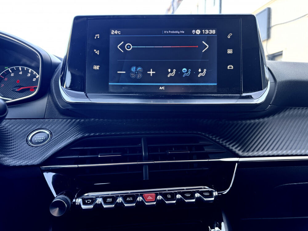 208 1.5 BLUEHDI 100CH S&S LIKE / APPLE CARPLAY / ANDROID AUTO / 2022 occasion 94260 Fresnes