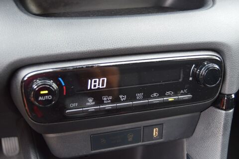 Mazda2 1.5 HYBRID 116CH PURE 2023 occasion 94100 Saint-Maur-des-Foss&eacute;s