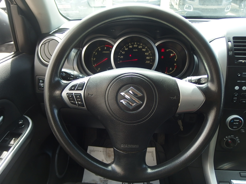 Grand Vitara 1.9 DDIS 5P 2013 occasion 10600 Savi&egrave;res