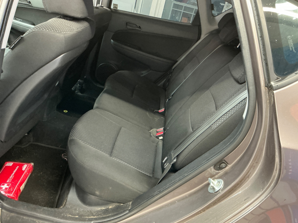 i30 1.4 PACK INVENTIVE 2011 occasion 38150 Salaise-sur-Sanne
