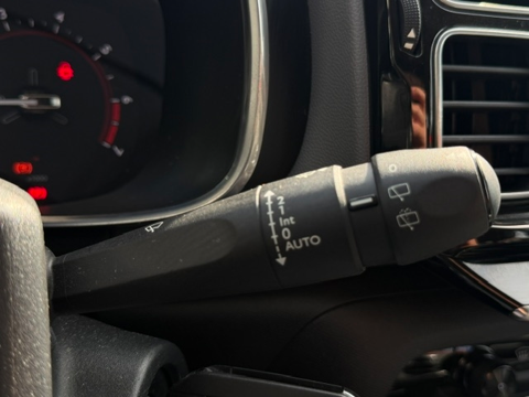 C5 aircross PURETECH 130CH LIVE DISTRIBUTION OK 2019 occasion 16400 Puymoyen